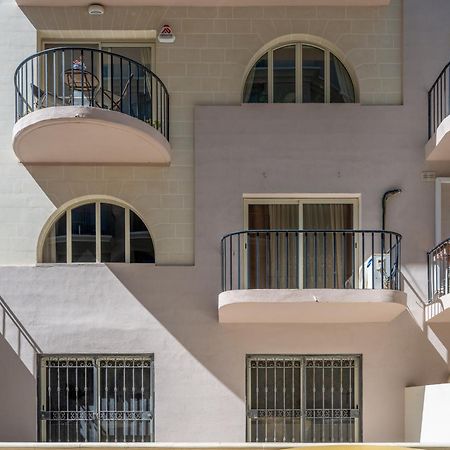 Spacious 3 Bedroom Apartment In The Heart Of St Julians Saint Julian's Eksteriør billede