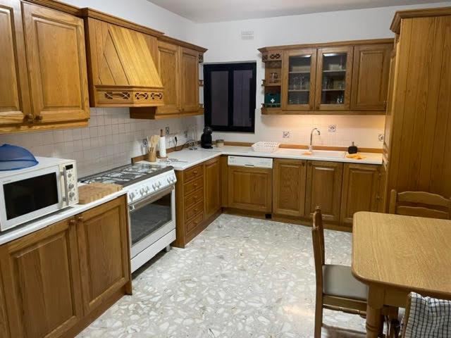 Spacious 3 Bedroom Apartment In The Heart Of St Julians Saint Julian's Eksteriør billede