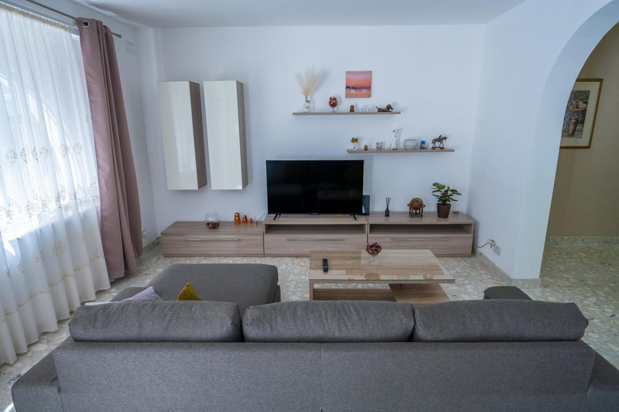 Spacious 3 Bedroom Apartment In The Heart Of St Julians Saint Julian's Eksteriør billede