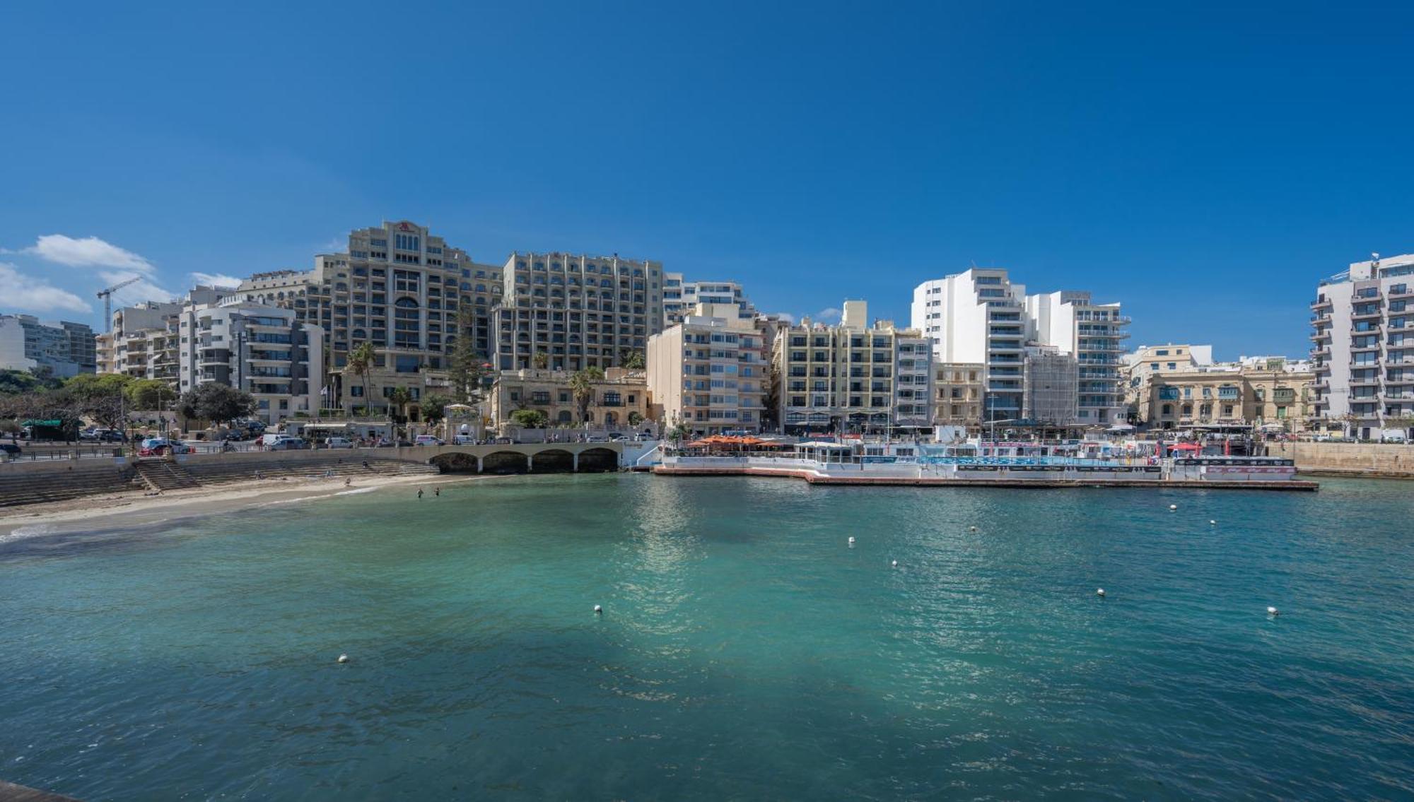 Spacious 3 Bedroom Apartment In The Heart Of St Julians Saint Julian's Eksteriør billede