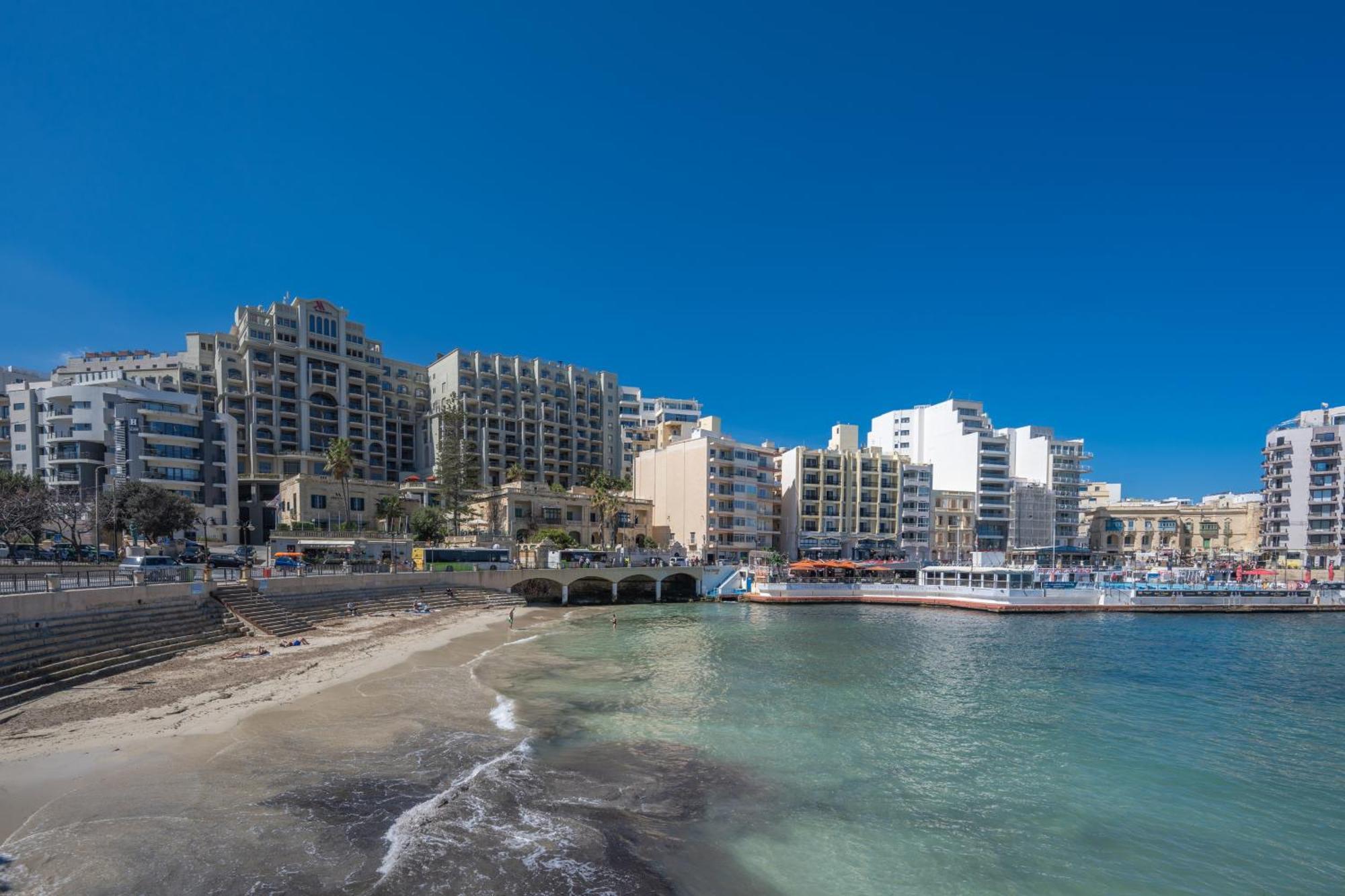 Spacious 3 Bedroom Apartment In The Heart Of St Julians Saint Julian's Eksteriør billede